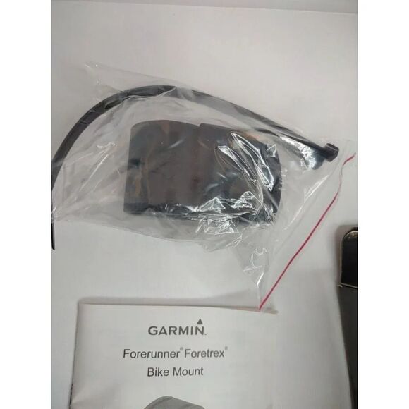 Garmin Bike Mount Kit 010-11029-00 New Fits Many Models, Read - Picture 11 of 14